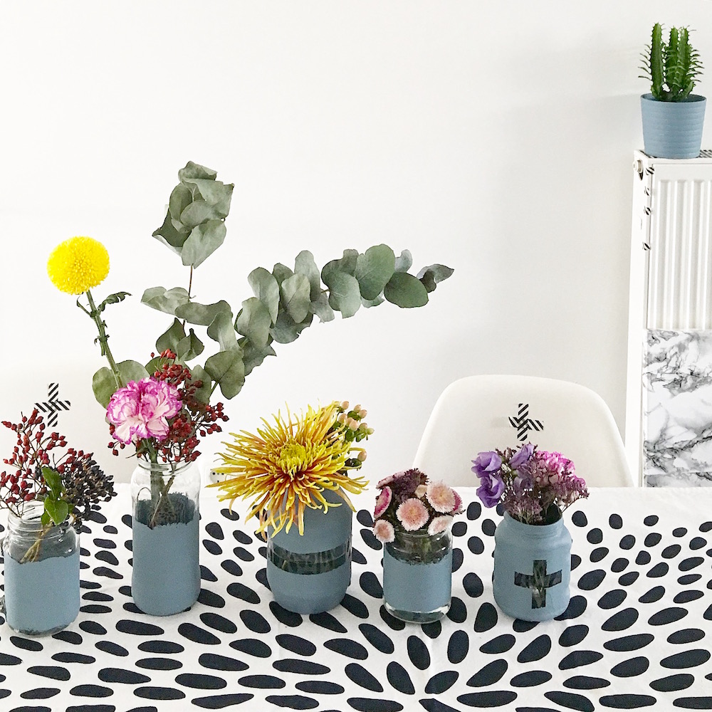 diy-blumenvasen-mit-wandfarbe-sophiagaleria - sophiagaleria