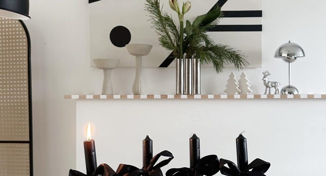 Adventskranz schwarz Schleifen